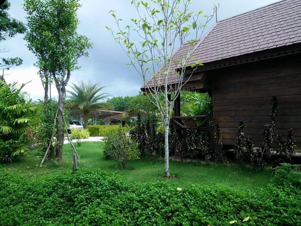บุรีลำปลาย รีสอร์ท Thung Yai ภายนอก รูปภาพ